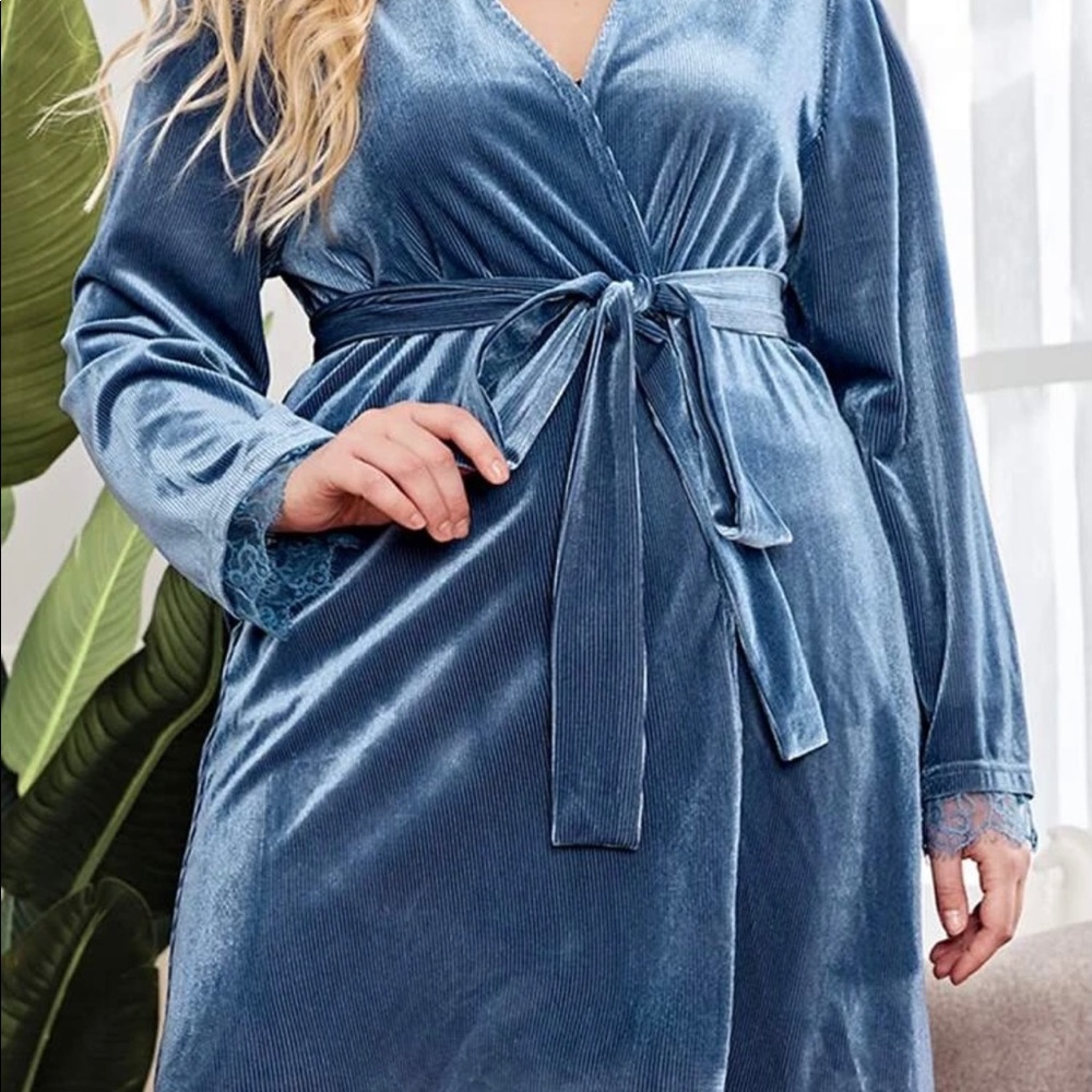 ROBE 👘 NWOT - Picture 5 of 7